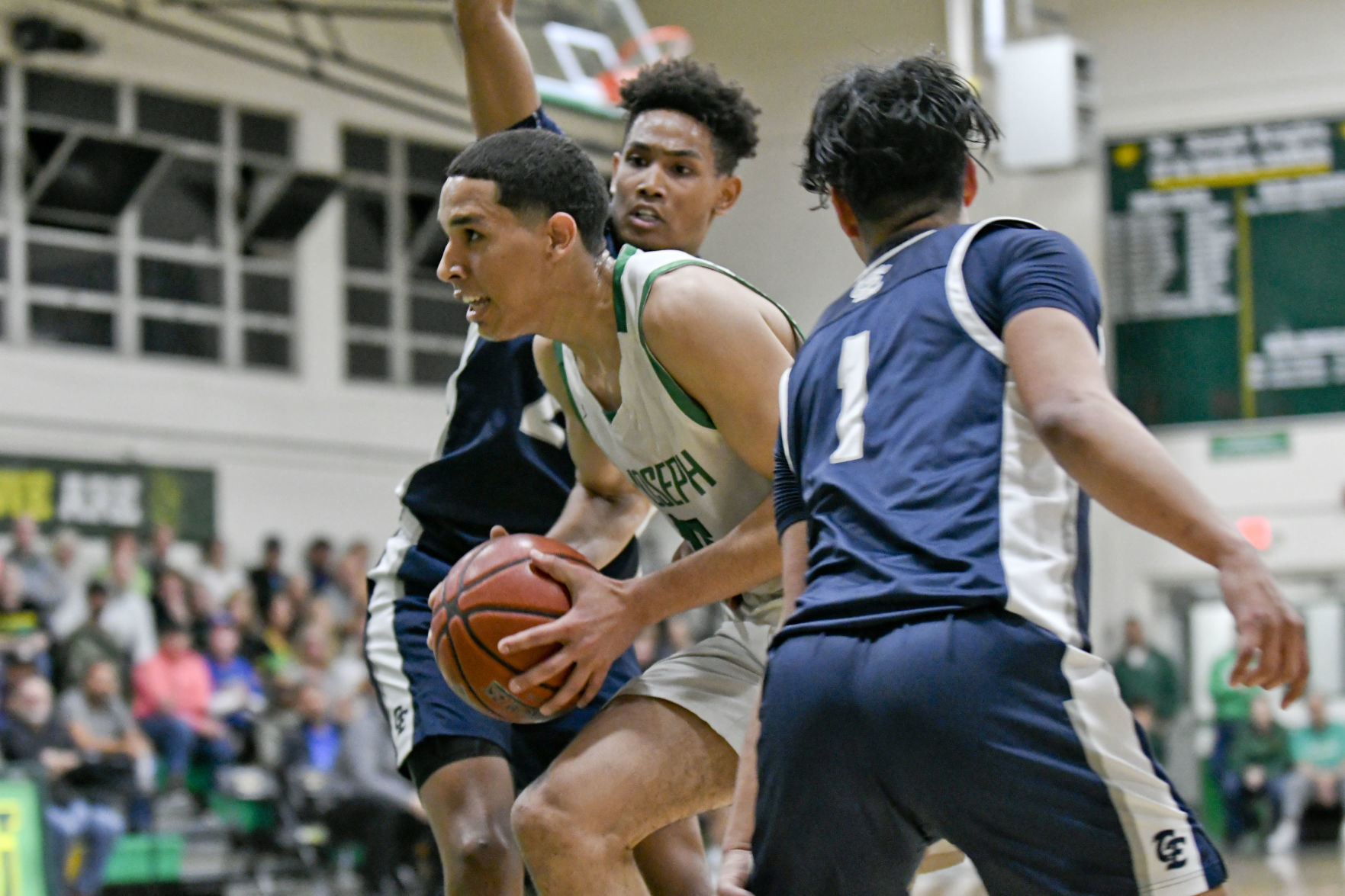 022520 Clovis East SJ basketball 04.jpg